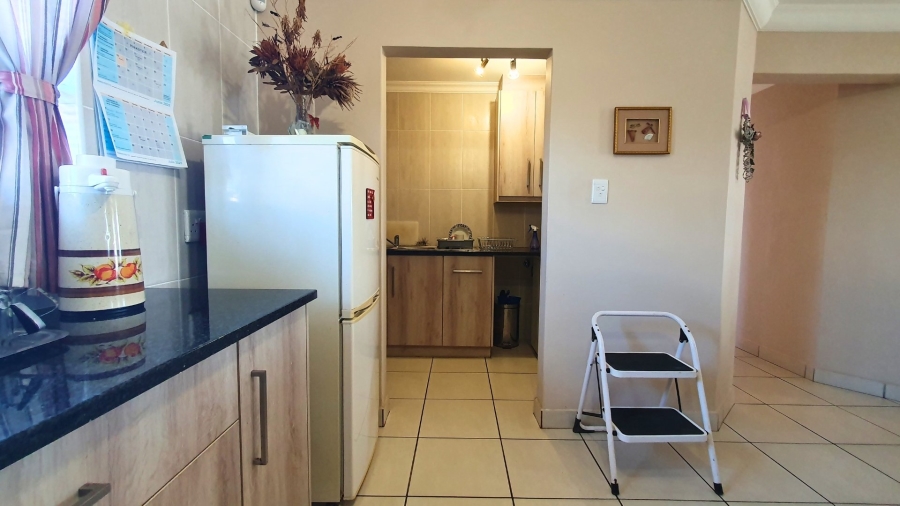 3 Bedroom Property for Sale in Heiderand Western Cape